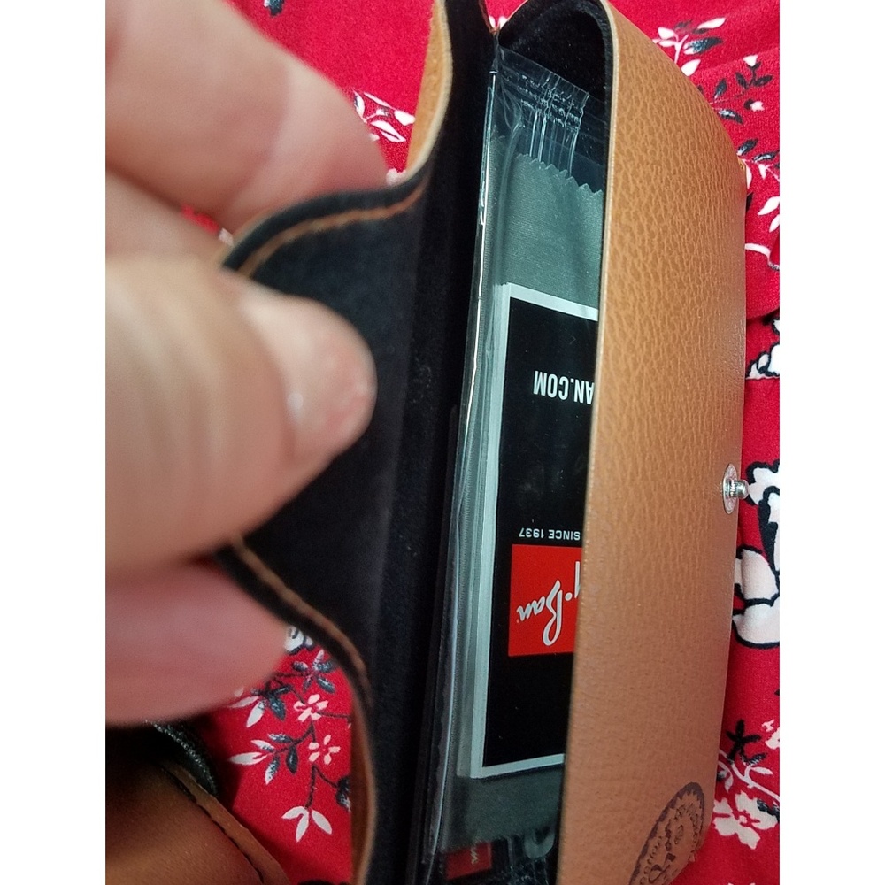 Ray Bans The Club Master case - Picture 3 of 7